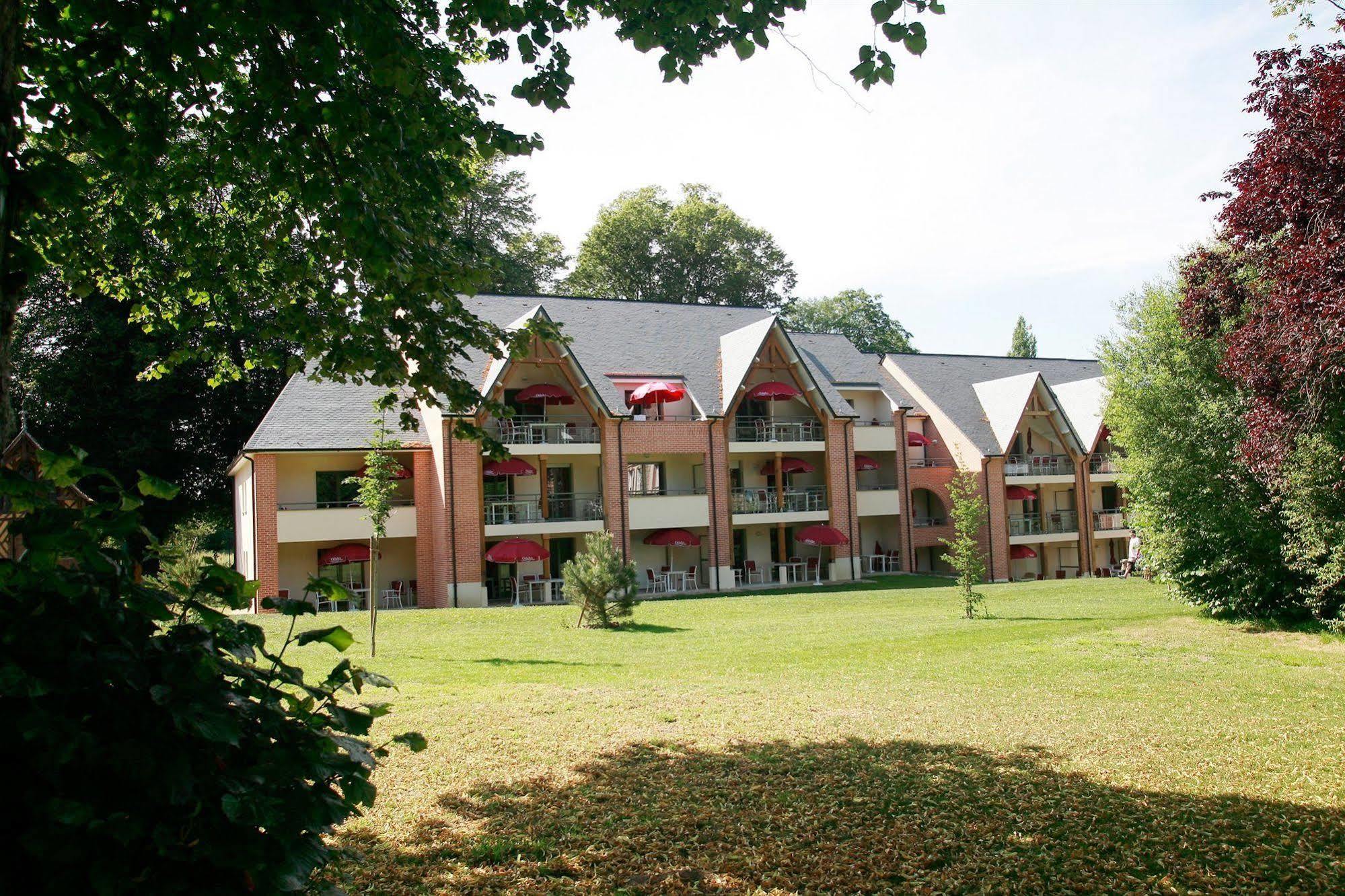 Le Chateau De Pretreville La Rivière-Saint-Sauveur Exteriör bild